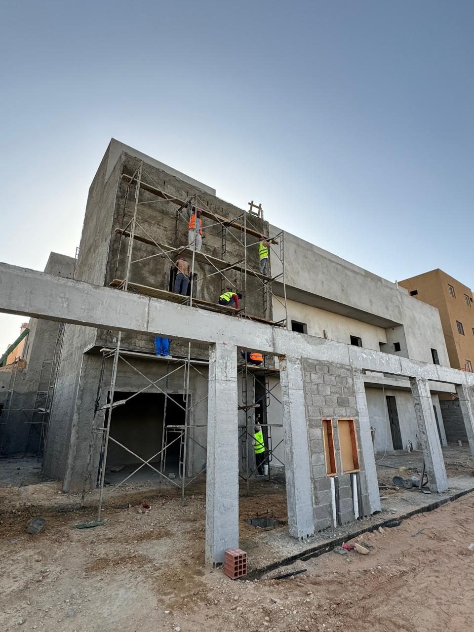 إنشاء 6 وحدات سكنية في المزاحمية أثناء التنفيذ